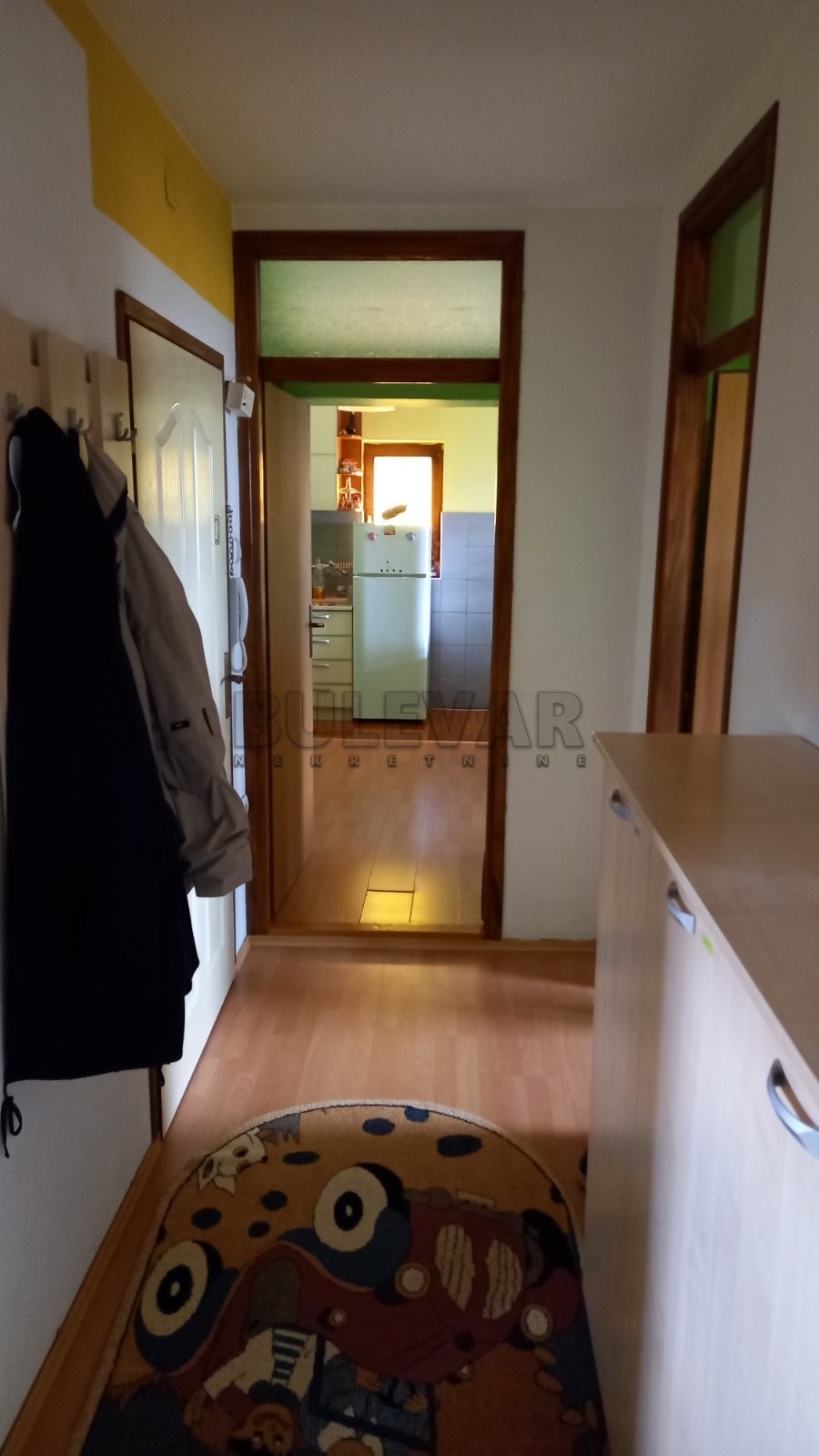 Trosoban stan, 80 m2, Pantelej, Krfska ID: p-07383 2