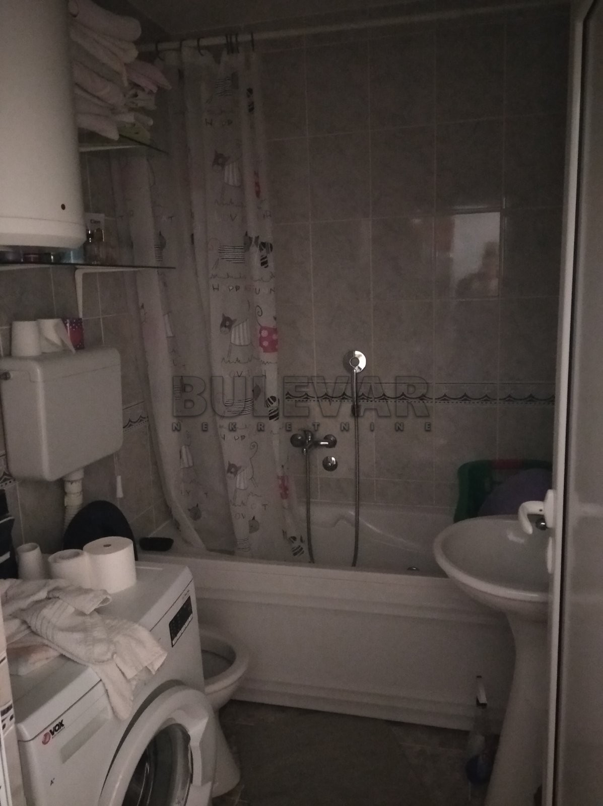 Trosoban stan, 80 m2, Pantelej, Studenička ID: p-05141 12