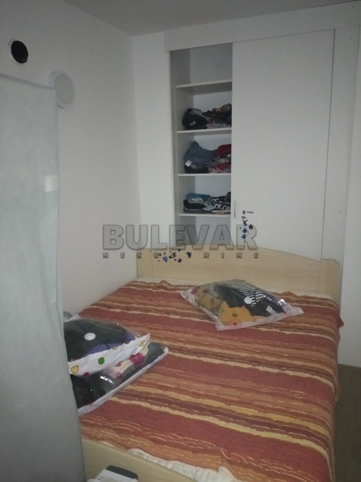 Trosoban stan, 80 m2, Pantelej, Studenička ID: p-05141 14