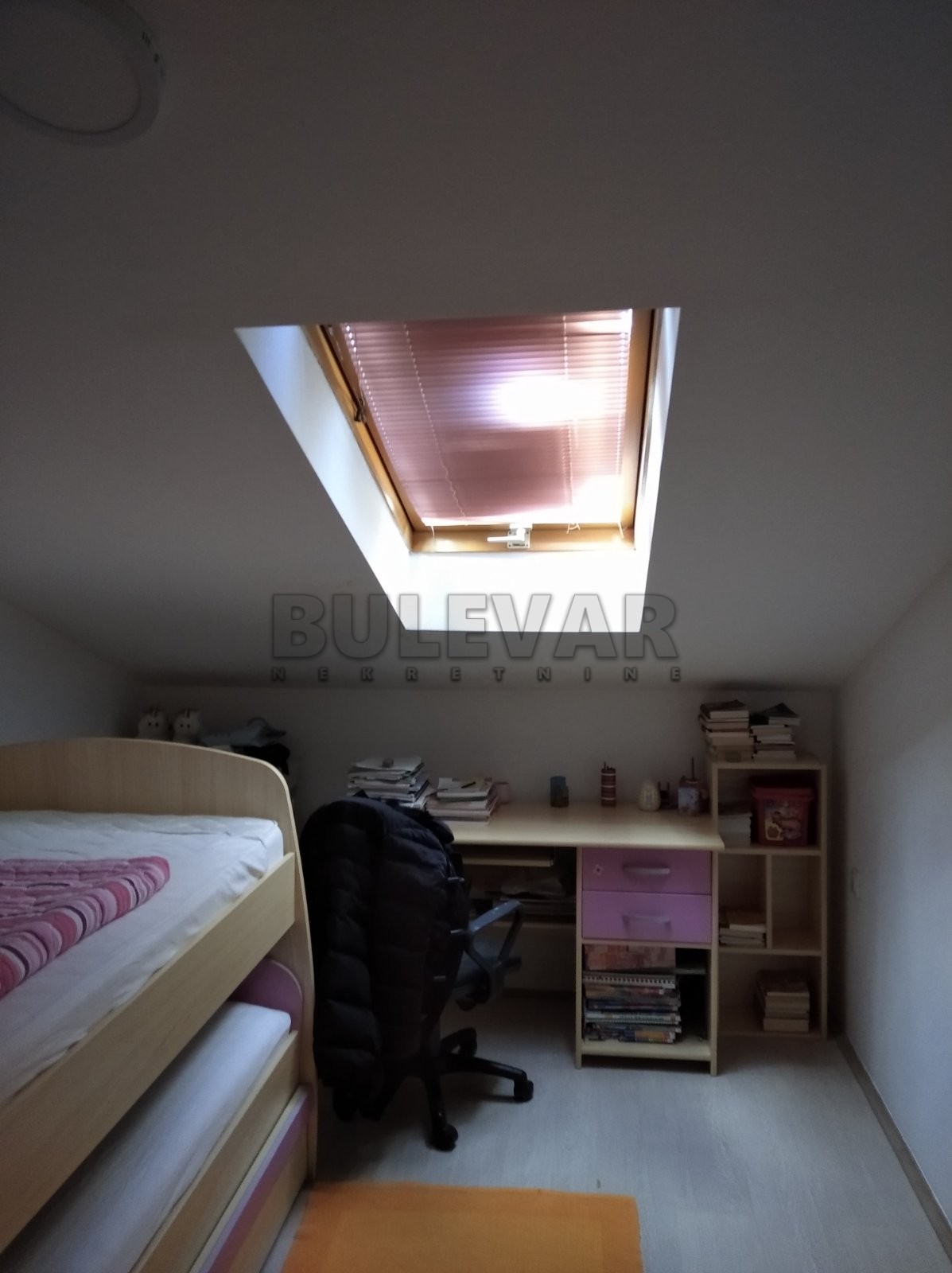 Trosoban stan, 80 m2, Pantelej, Studenička ID: p-05141 22