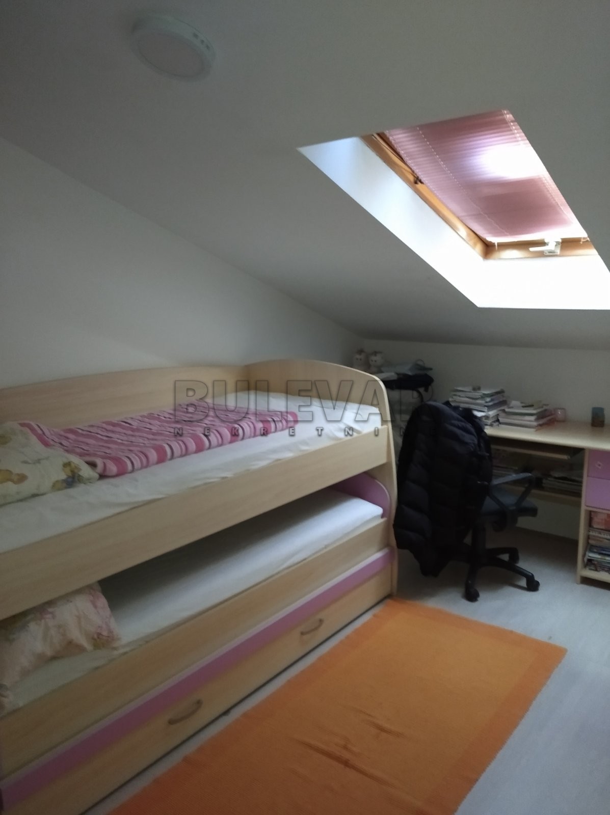 Trosoban stan, 80 m2, Pantelej, Studenička ID: p-05141 26