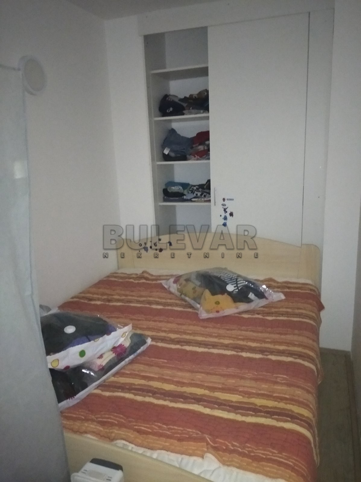 Trosoban stan, 80 m2, Pantelej, Studenička ID: p-05141 17