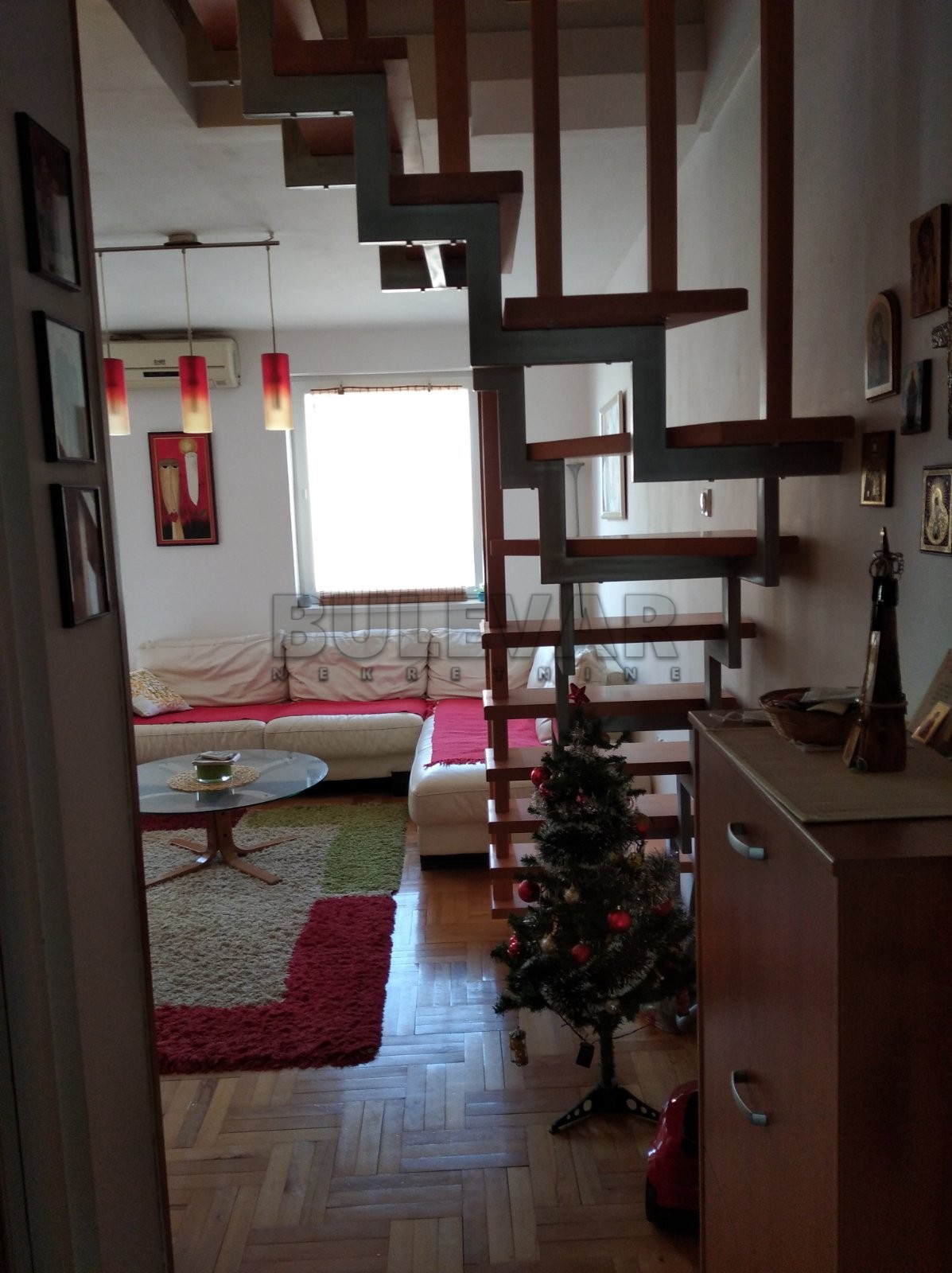 Trosoban stan, 80 m2, Pantelej, Studenička ID: p-05141 18