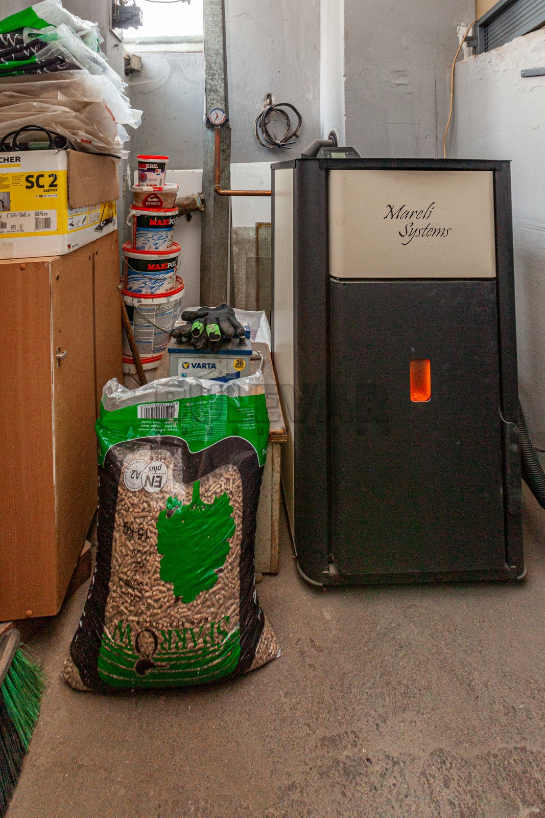 Trosoban stan, 81 m2, Durlan, Kninska ID: p-05014 19