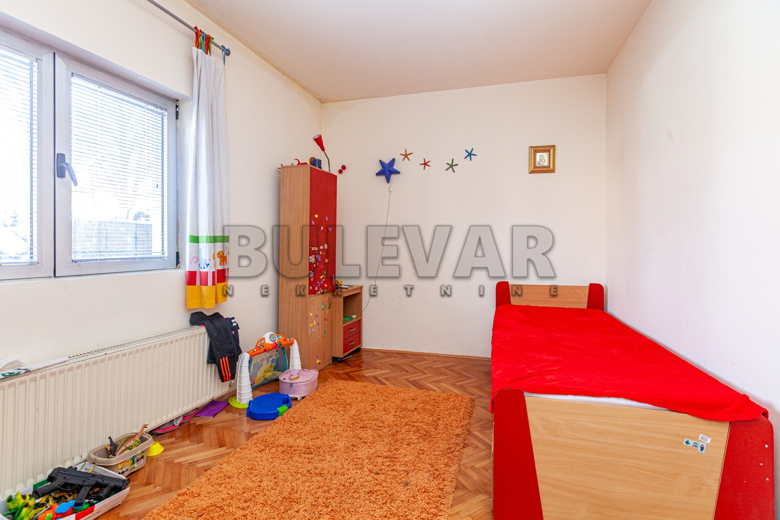 Trosoban stan, 81 m2, Durlan, Kninska ID: p-05014 5