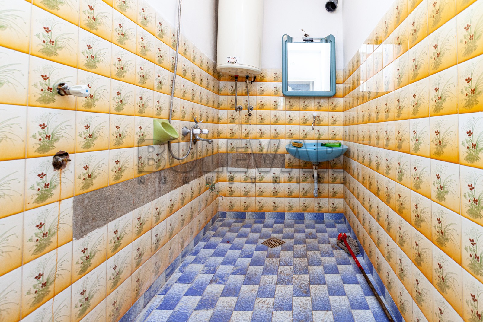 Trosoban stan, 84 m2, Duvanište, Majakovskog ID: p-04007 3