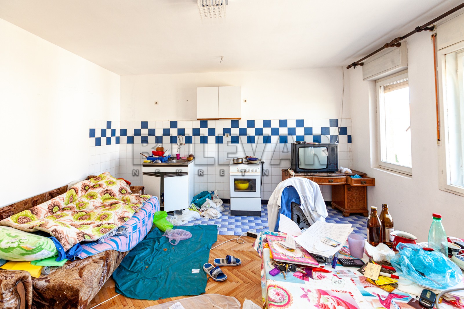 Trosoban stan, 84 m2, Duvanište, Majakovskog ID: p-04007 8