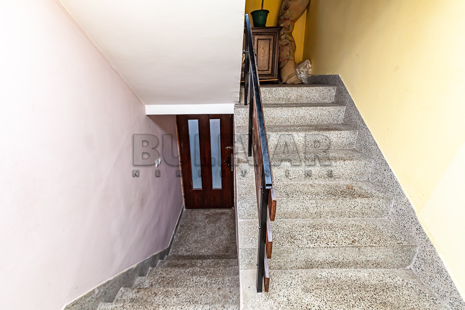 Trosoban stan, 84 m2, Železnička stanica, Dimitrija Tucovića ID: p-010391 15