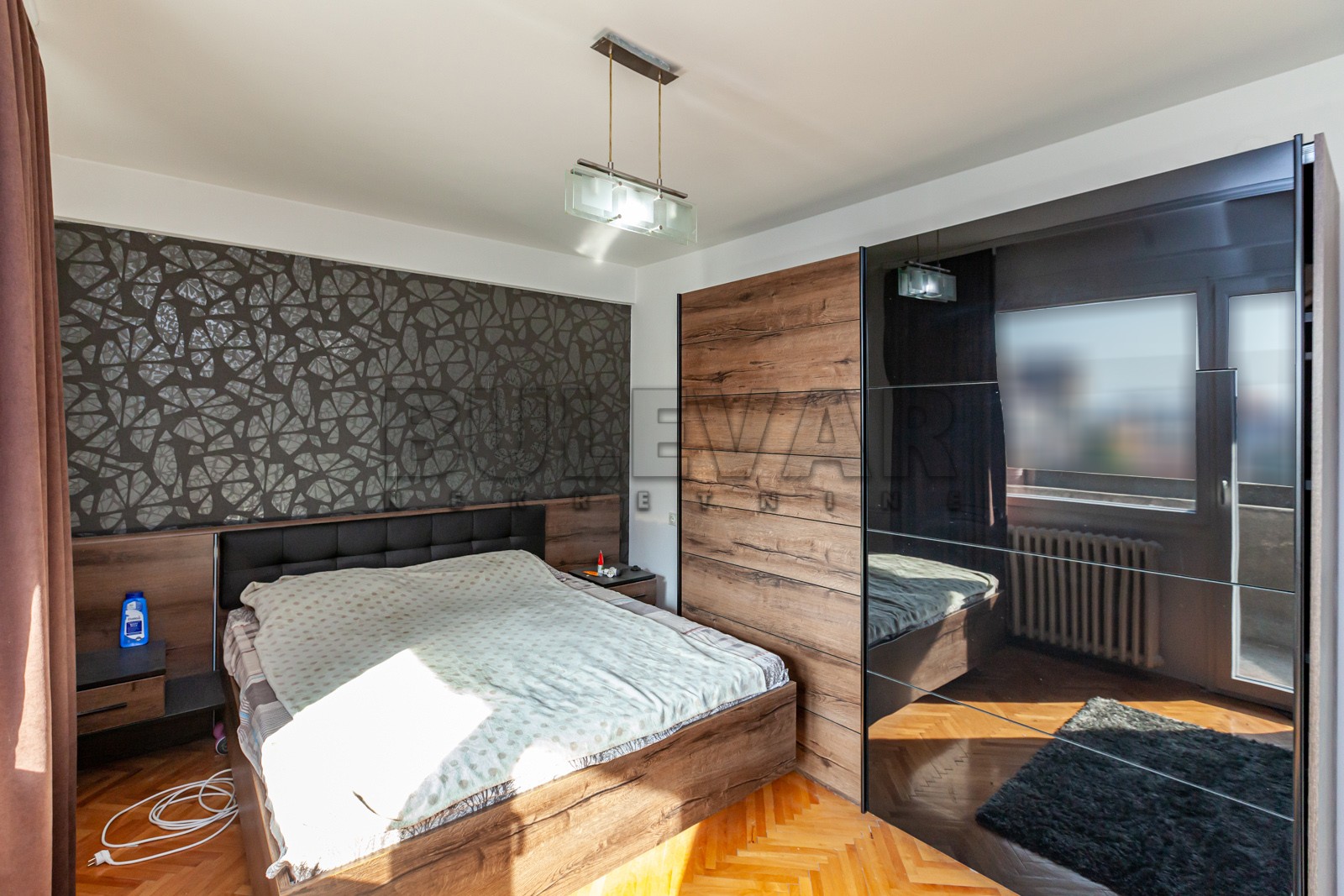 Trosoban stan, 91 m2, Centar, Trg Pavla Stojkovića ID: p-06905 4