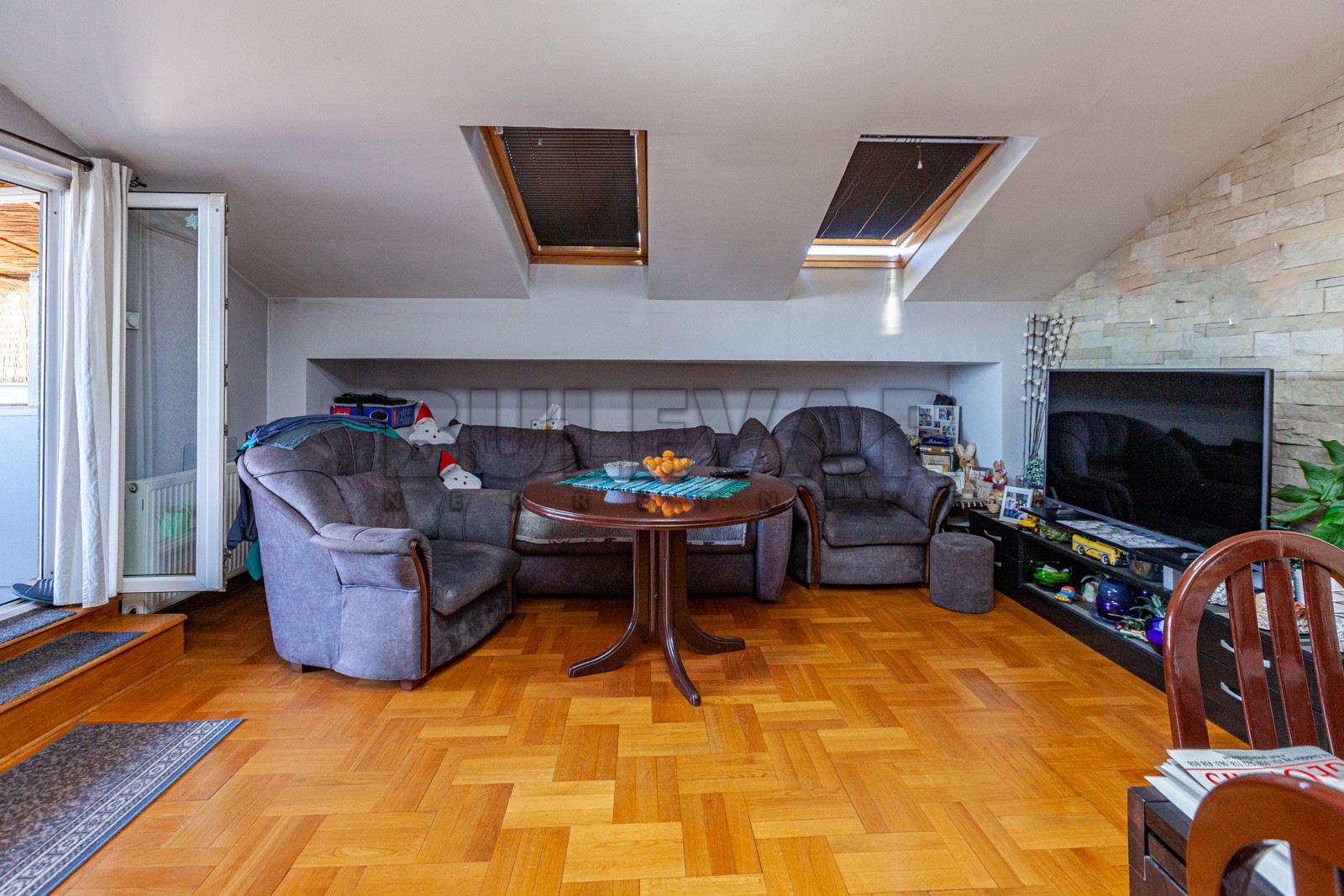 Trosoban stan, 95 m2, Centar, Generala Milojka Lešjanina ID: p-06096 6