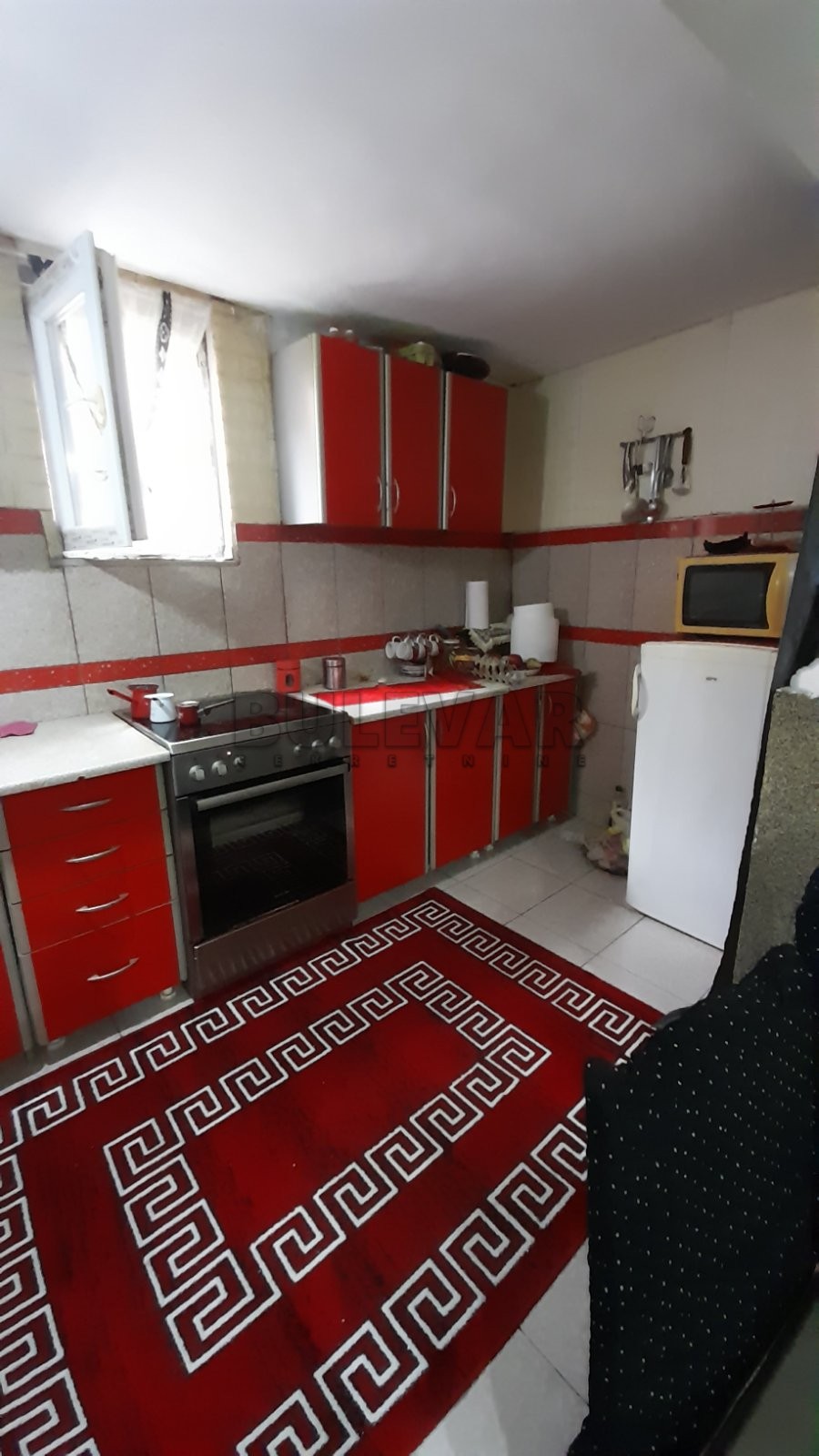 Trosobna kuća, 100 m2, Čamurlija, Šumatovačka ID: p-09431 5