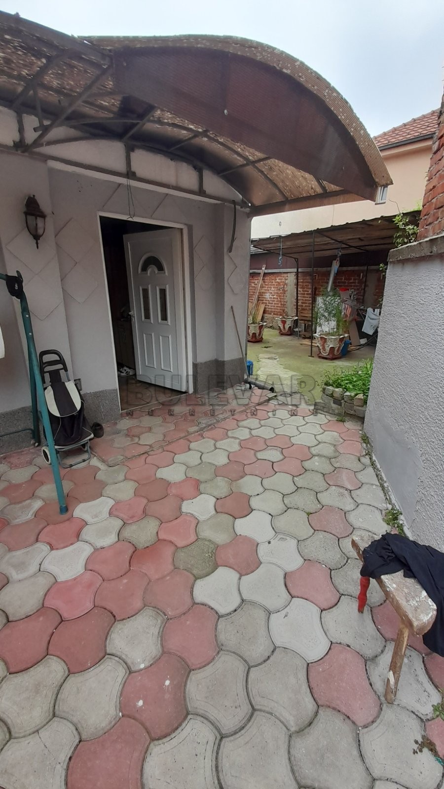 Trosobna kuća, 100 m2, Čamurlija, Šumatovačka ID: p-09431 17