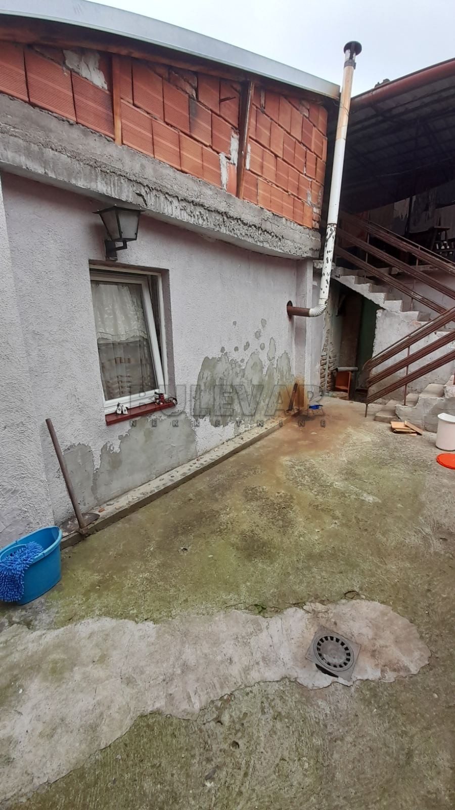 Trosobna kuća, 100 m2, Čamurlija, Šumatovačka ID: p-09431 20