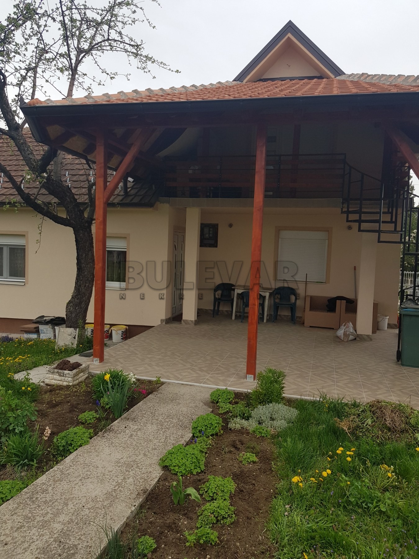 Trosobna kuća, 116 m2, Beloševac, Milivoja Bankovića Sićka ID: p-07979 1