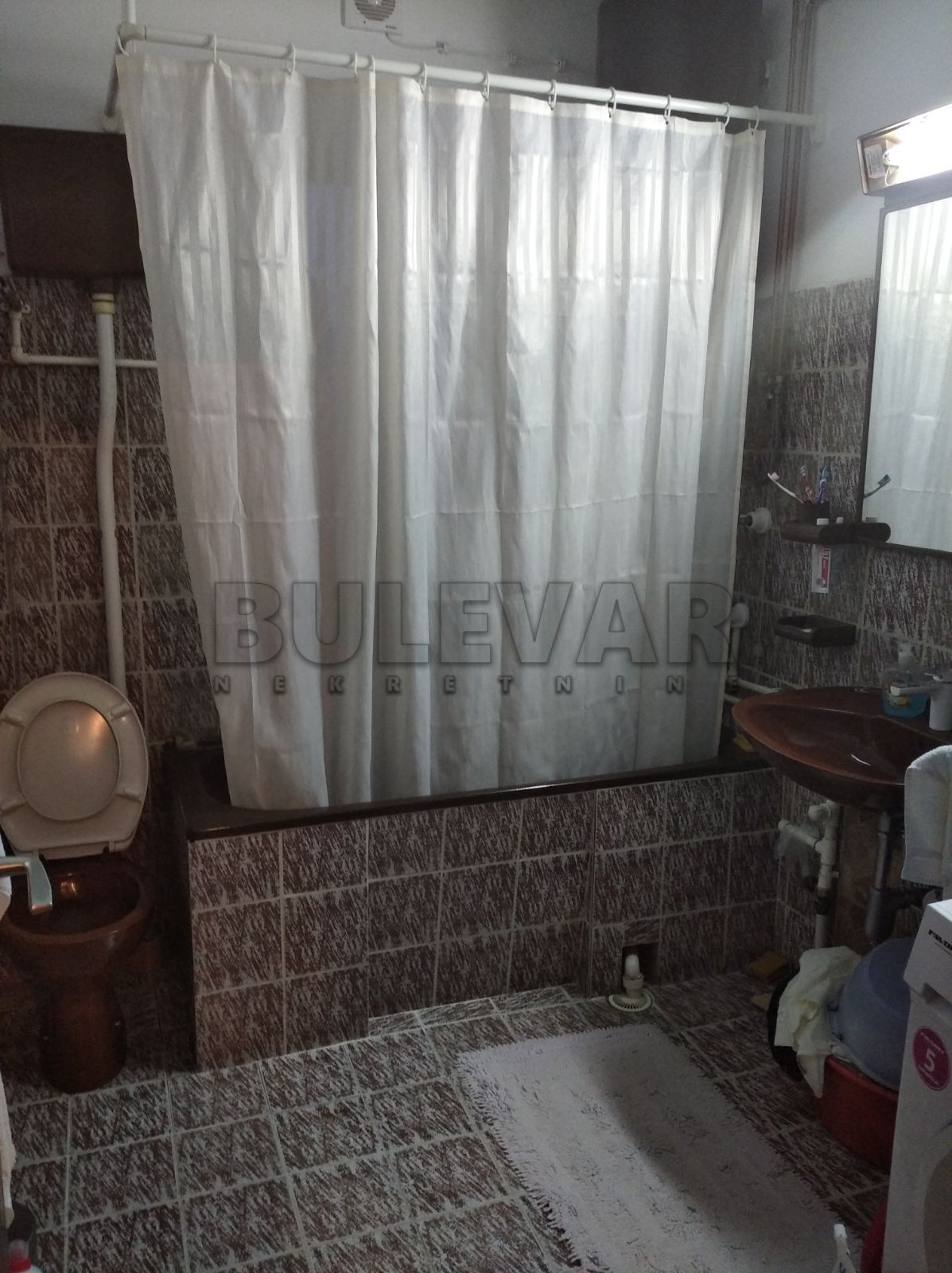 Trosobna kuća, 150 m2, Čamurlija, Bulevar 12. februar ID: p-01216 13