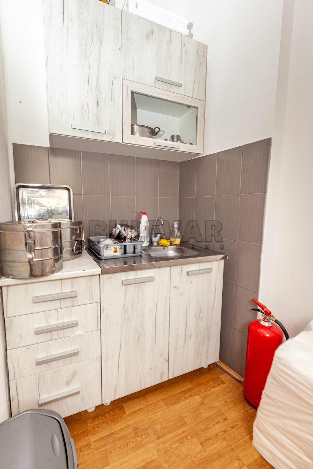 Trosobna kuća, 156 m2, Centar, Jug Bogdanova ID: p-03771 7