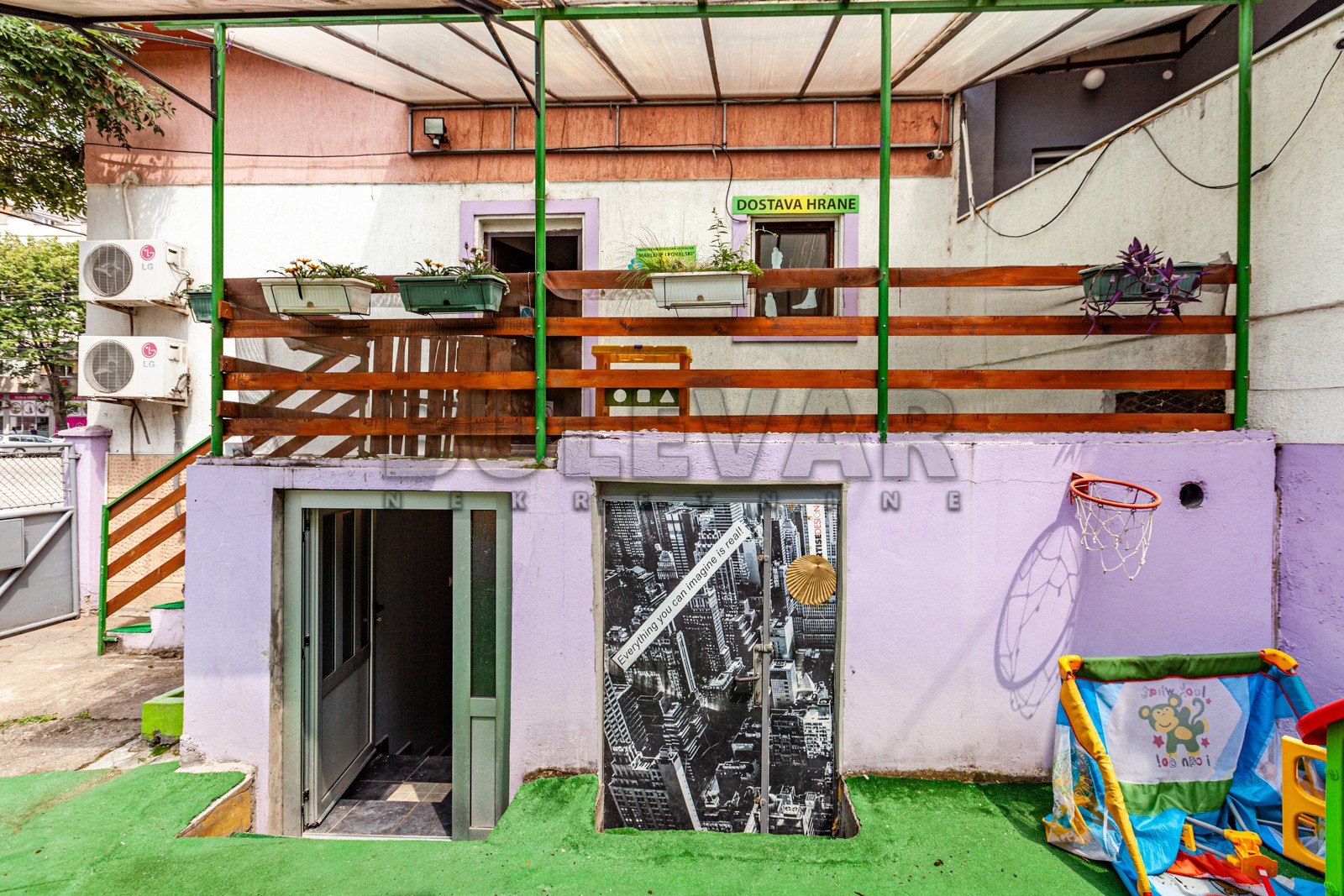 Trosobna kuća, 156 m2, Centar, Jug Bogdanova ID: p-03771 19