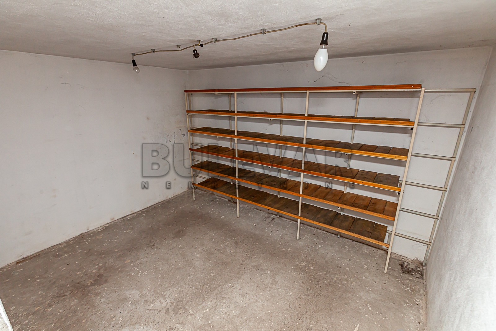 Trosobna kuća, 244 m2, Jelašnica, Železnička ID: p-010011 14