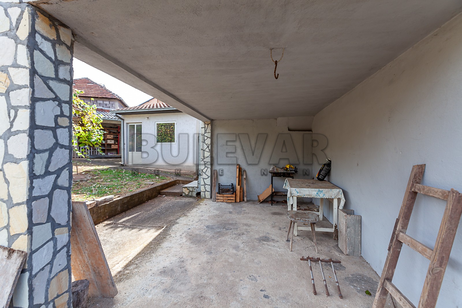 Trosobna kuća, 244 m2, Jelašnica, Železnička ID: p-010011 3