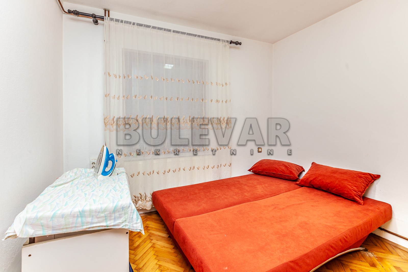 Trosobna kuća, 300 m2, Palilula, Novo selo ID: p-07097 9