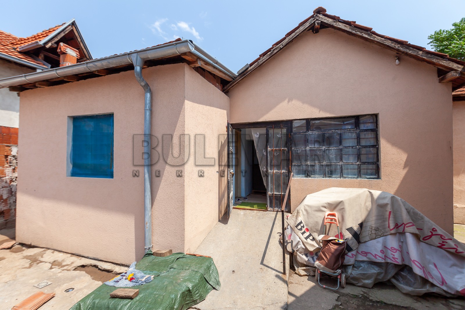Trosobna kuća, 60 m2, Crveni krst, Blačka ID: p-09142 2