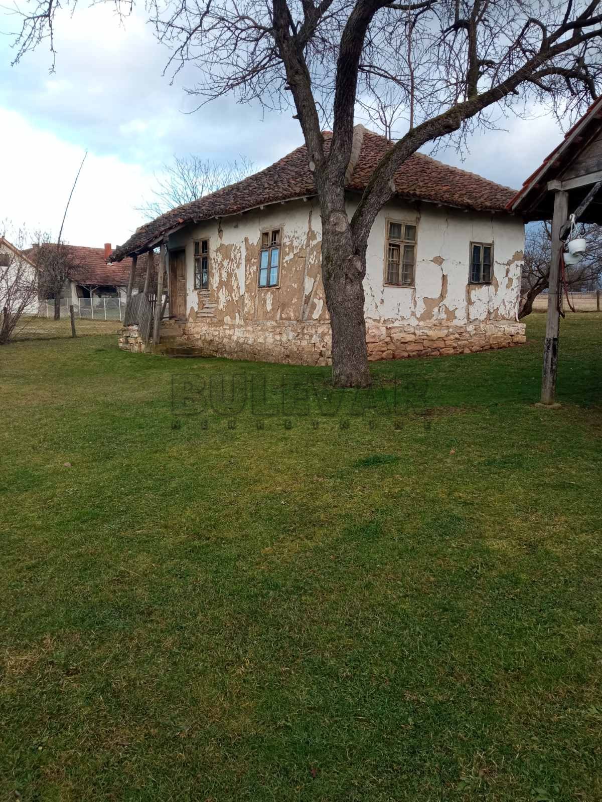 Trosobna kuća, 91 m2, Vučkovica, Vučkovica ID: p-010706 11