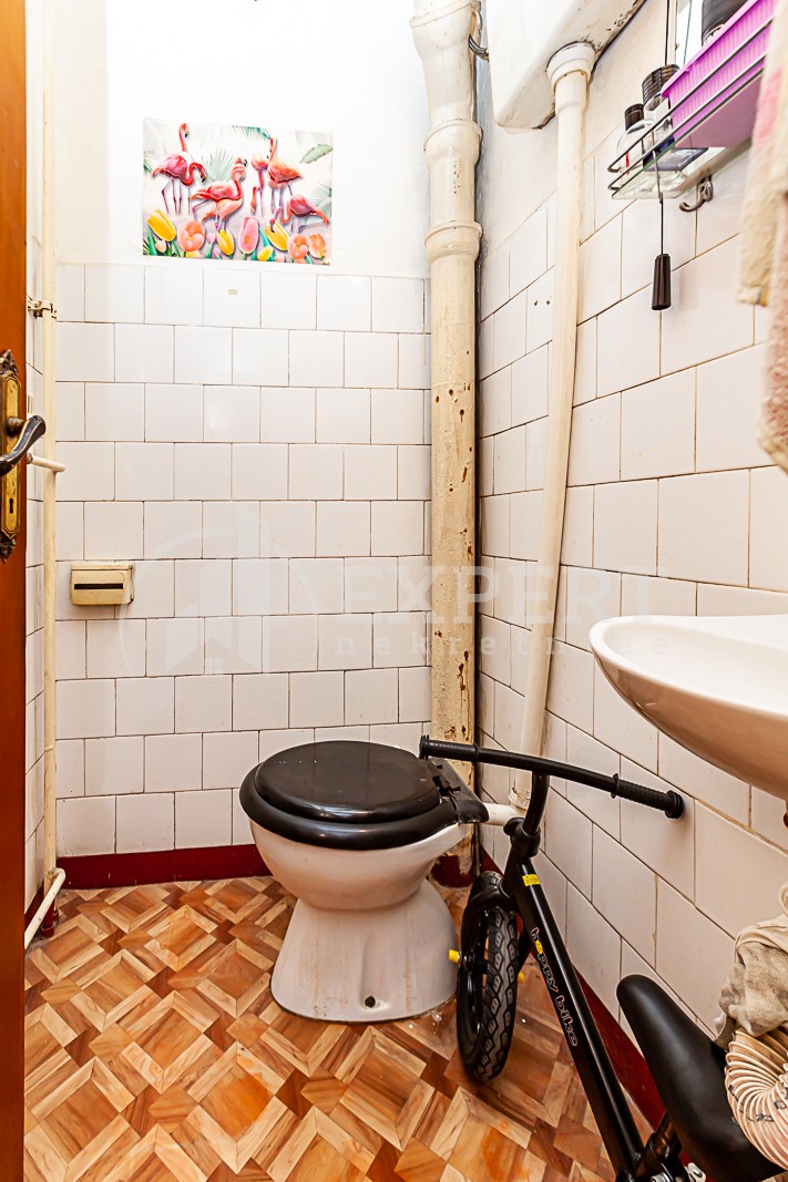 četvorosoban stan, 100 m2, Centar, Sinđelićev trg ID: p-010779 17