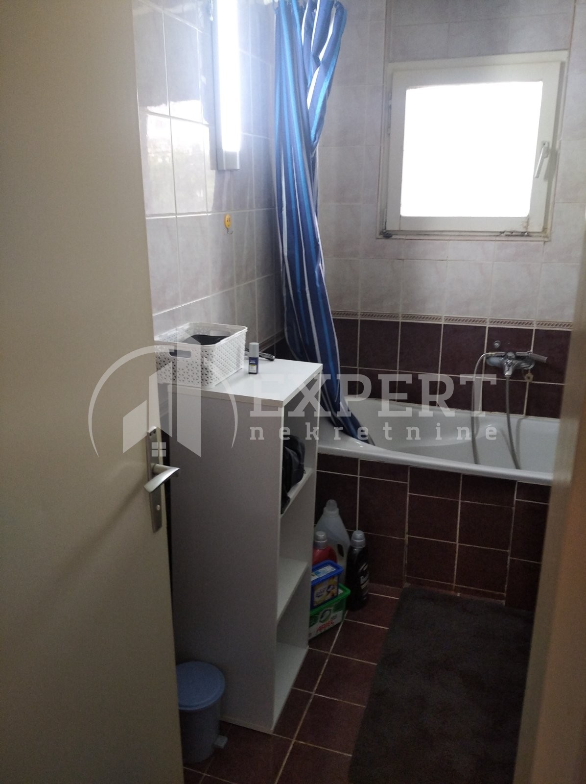 četvorosoban stan, 102 m2, Marger, Obrenovićeva ID: p-05893 21