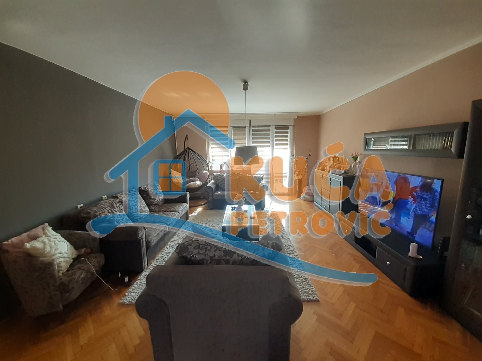 četvorosoban stan, 109 m2, Medijana, Trg kralja Aleksandra Ujedinitelja ID: p-08921 1