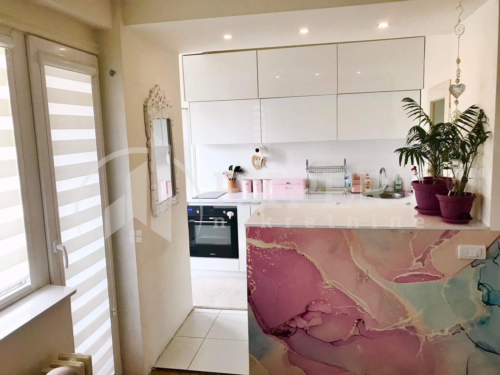 četvorosoban stan, 115 m2, Centar, Trg kralja Aleksandra Ujedinitelja ID: p-09148 11