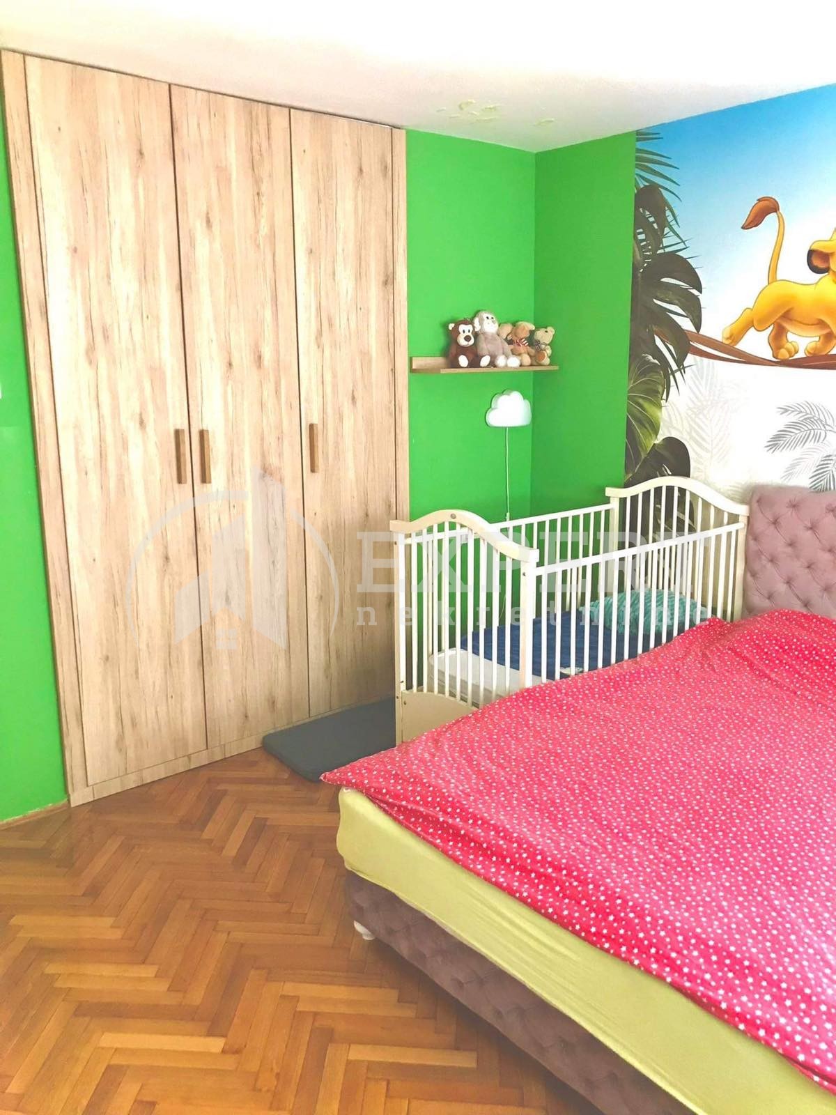 četvorosoban stan, 115 m2, Centar, Trg kralja Aleksandra Ujedinitelja ID: p-09148 15