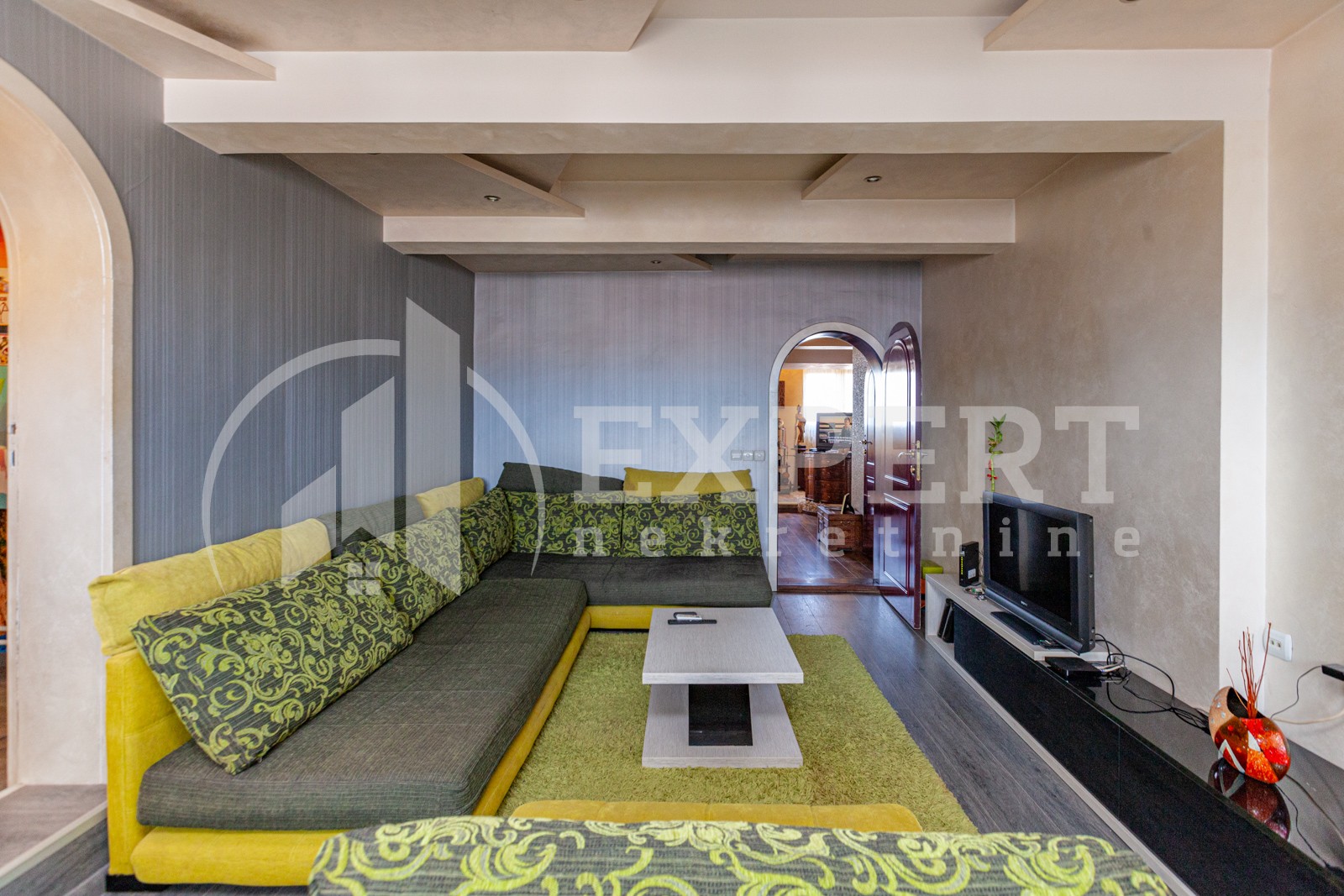 četvorosoban stan, 120 m2, Centar, Kralja Stefana Prvovenčanog ID: p-06061 19