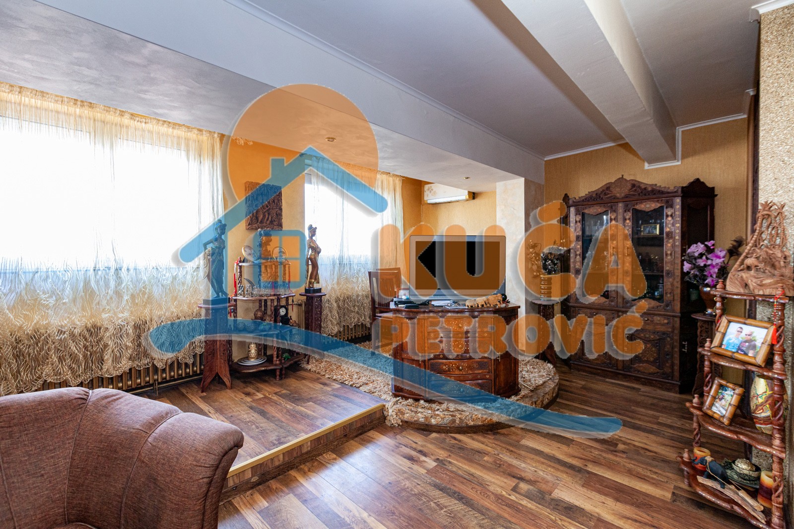 četvorosoban stan, 120 m2, Centar, Kralja Stefana Prvovenčanog ID: p-06061 4