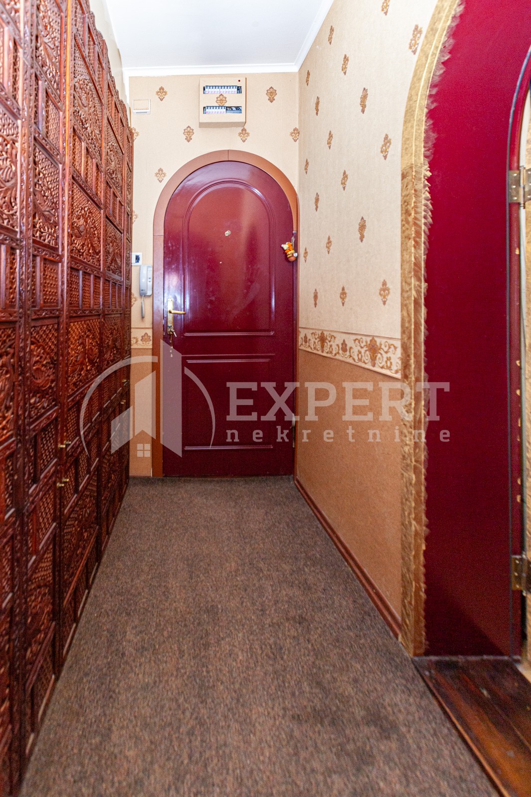 četvorosoban stan, 120 m2, Centar, Kralja Stefana Prvovenčanog ID: p-06061 24