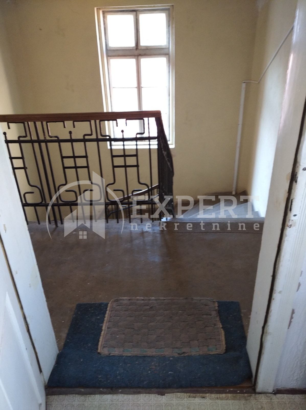 četvorosoban stan, 133 m2, Centar, Obrenovićeva ID: p-01469 1