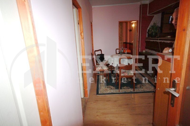 četvorosoban stan, 135 m2, Palilula, Dimitrija Tucovića ID: p-0678 1