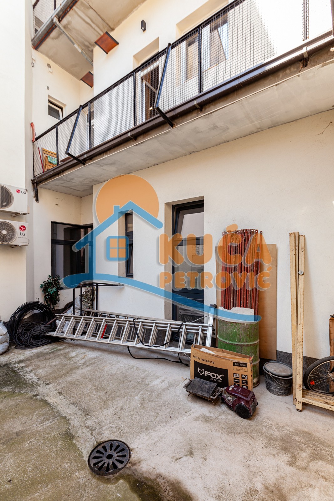 četvorosoban stan, 140 m2, Centar, Hajduk Veljkova ID: p-05419 22