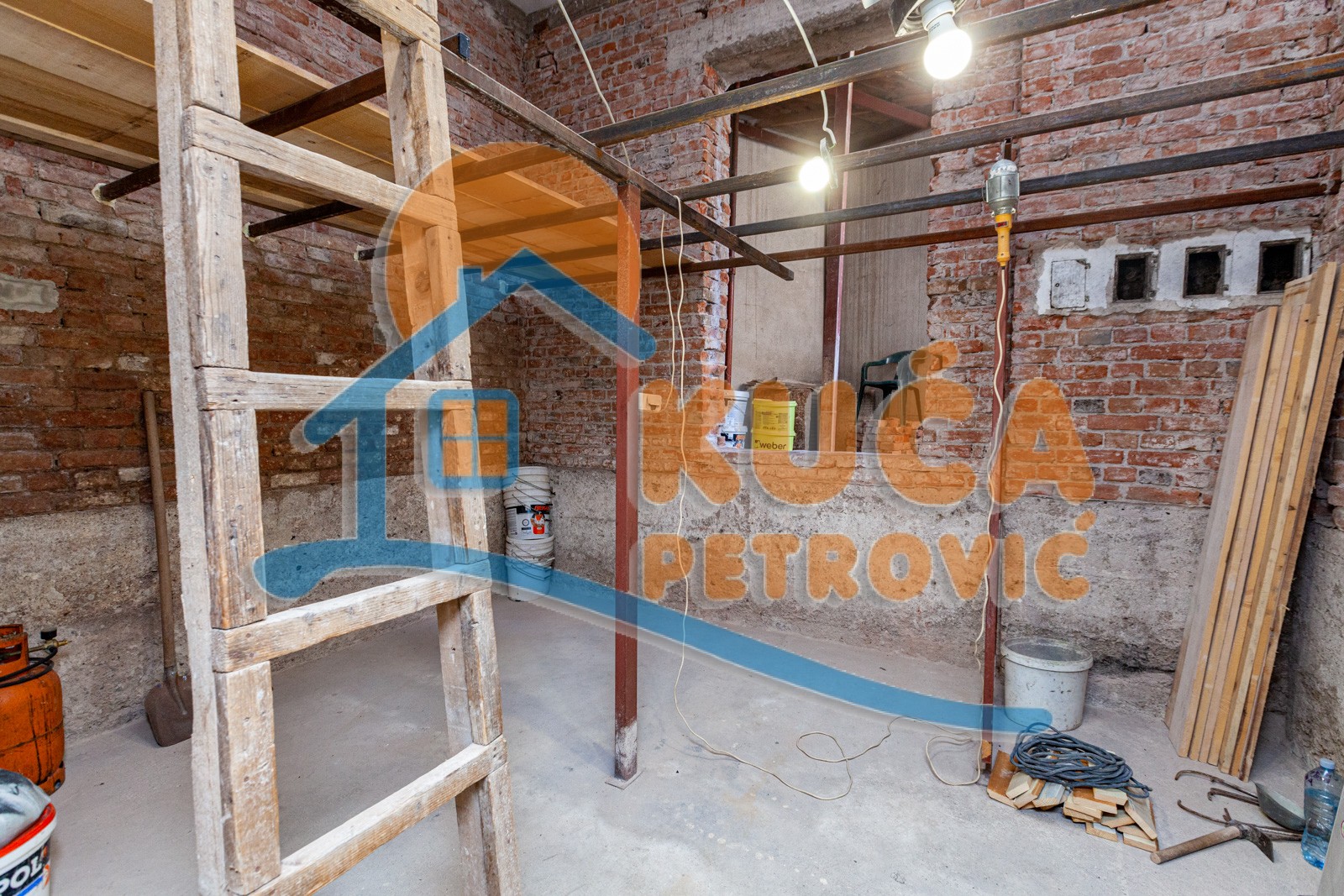 četvorosoban stan, 140 m2, Centar, Hajduk Veljkova ID: p-05419 23