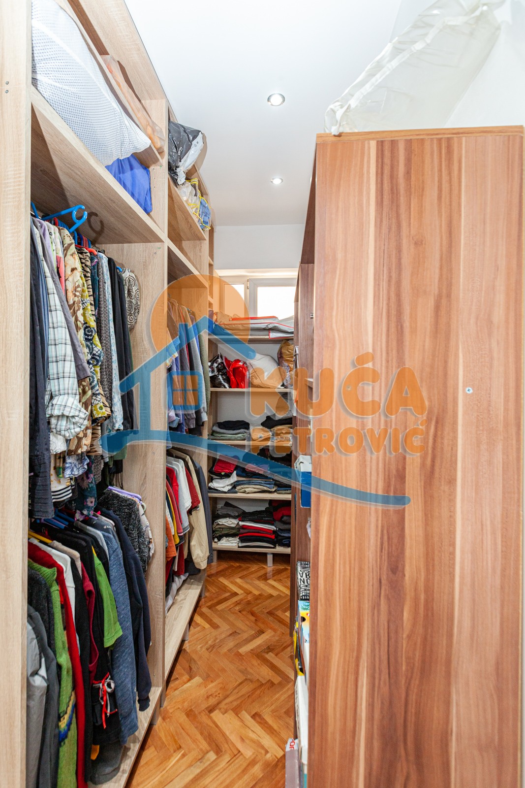 četvorosoban stan, 140 m2, Centar, Hajduk Veljkova ID: p-05419 18