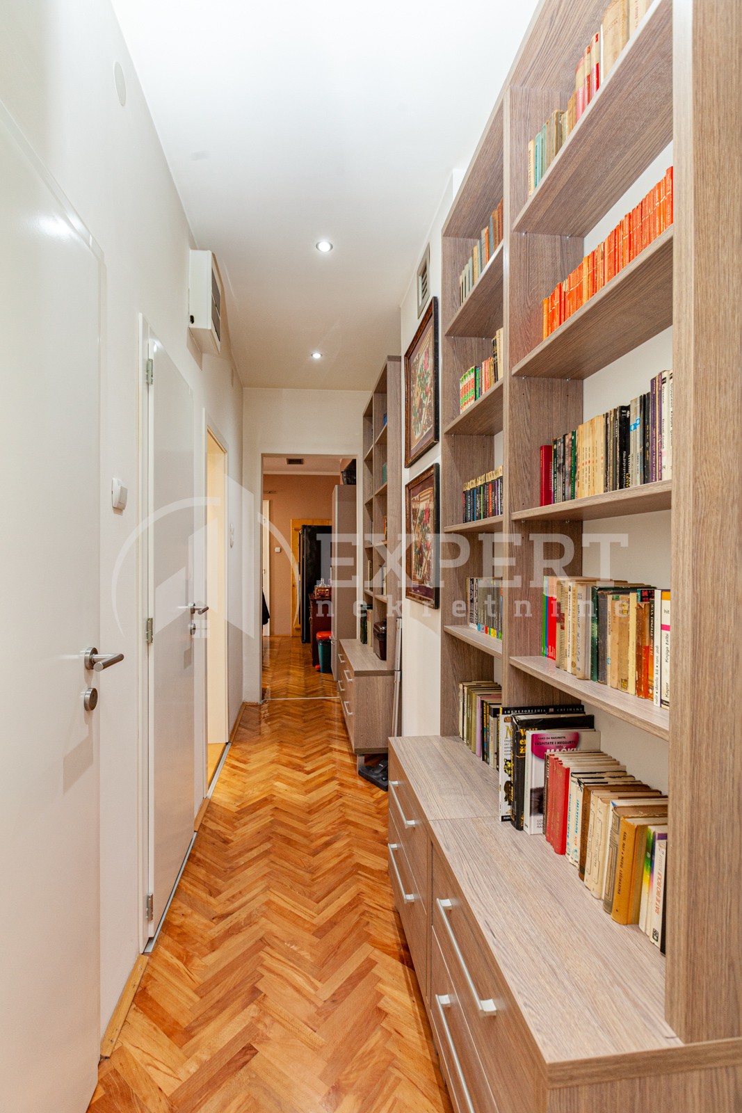 četvorosoban stan, 140 m2, Centar, Hajduk Veljkova ID: p-05419 12