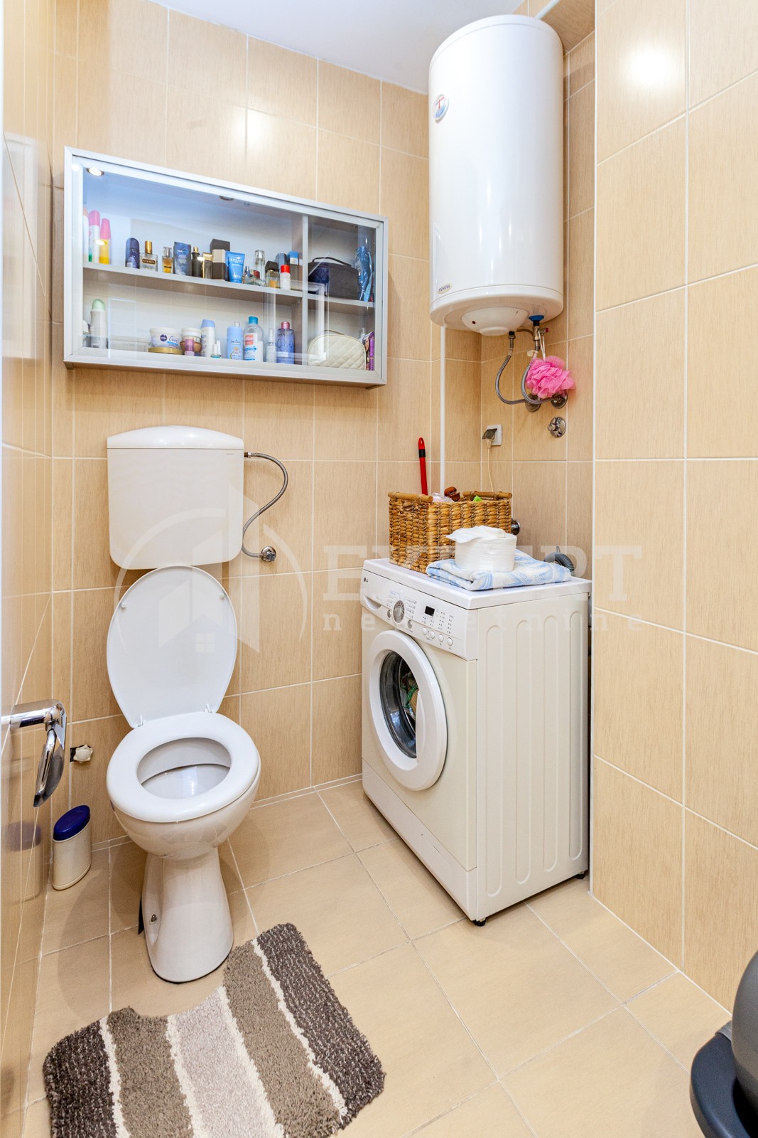 četvorosoban stan, 140 m2, Centar, Hajduk Veljkova ID: p-05419 16