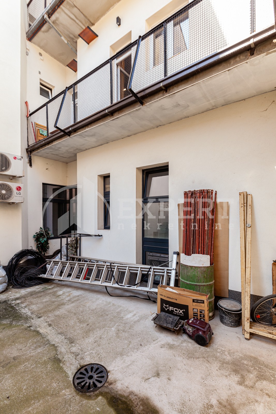 četvorosoban stan, 140 m2, Centar, Hajduk Veljkova ID: p-05419 22