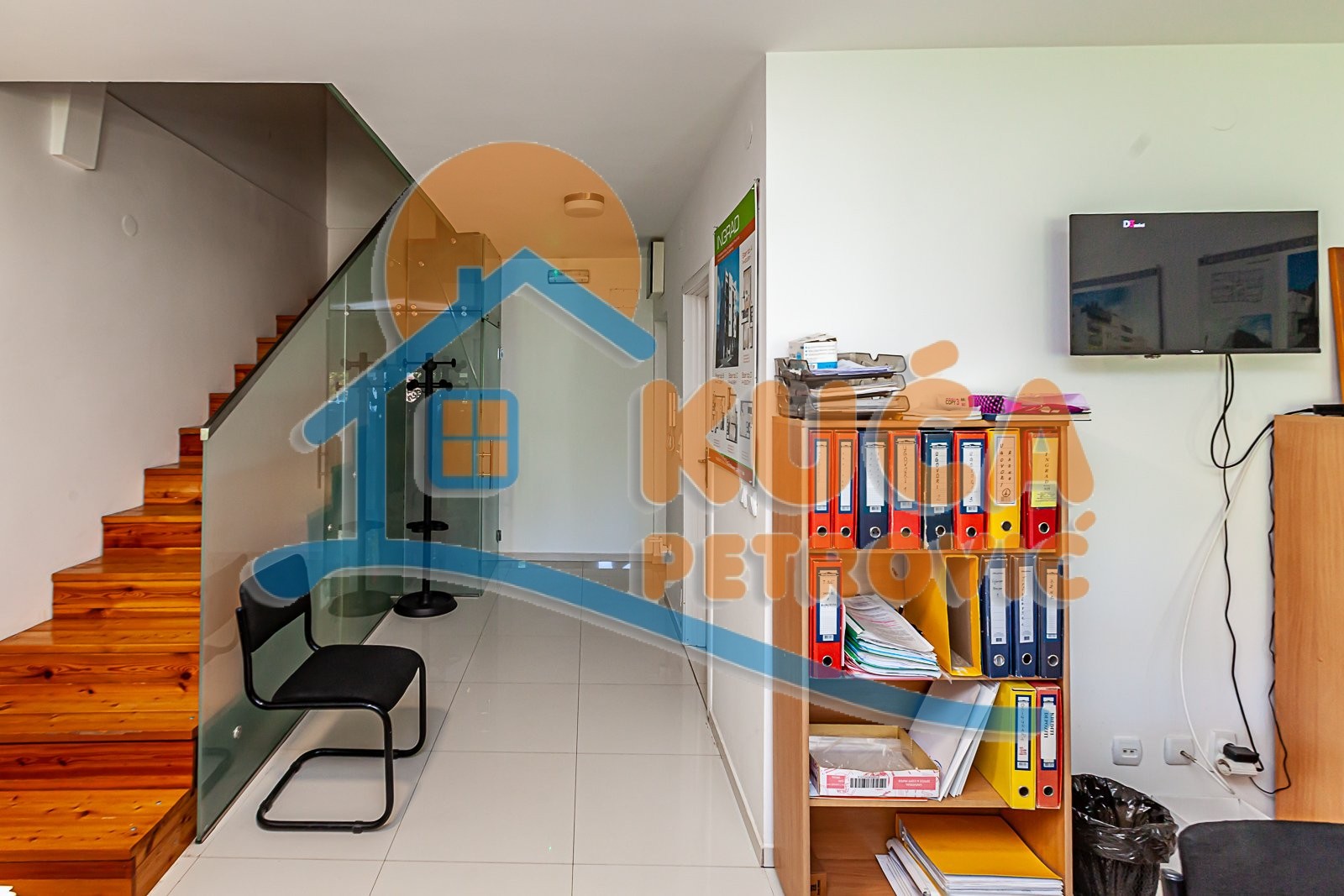 četvorosoban stan, 142 m2, Ćele kula, Nikole Kopernika ID: p-011262 1