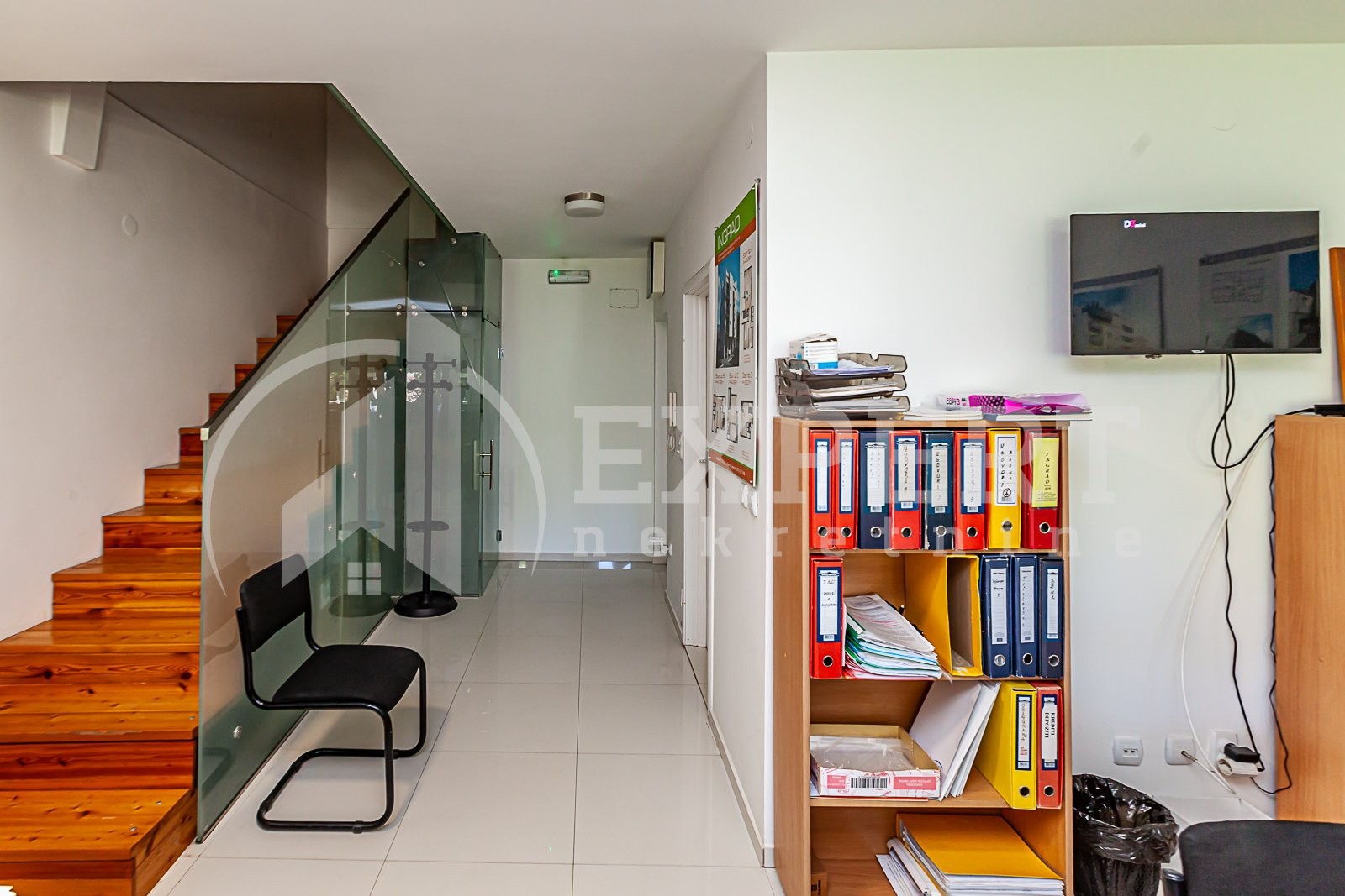 četvorosoban stan, 142 m2, Ćele kula, Nikole Kopernika ID: p-011262 1