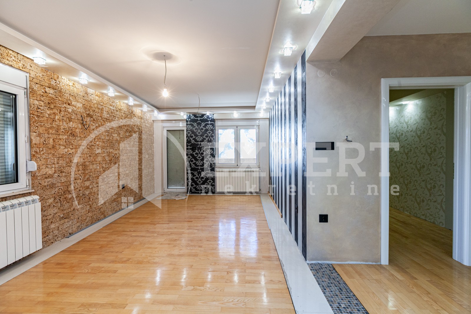 četvorosoban stan, 155 m2, Centar, Stanoja Bunuševca ID: p-05541 2