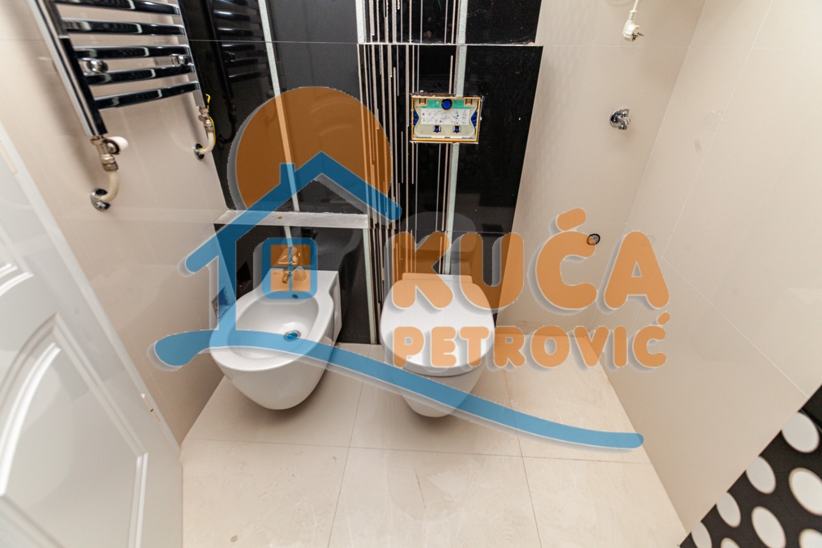 četvorosoban stan, 155 m2, Centar, Stanoja Bunuševca ID: p-05541 10