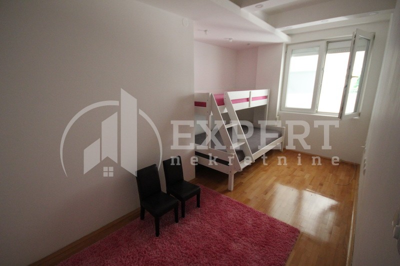 četvorosoban stan, 186 m2, Medijana, Cara Dušana ID: p-0682 13