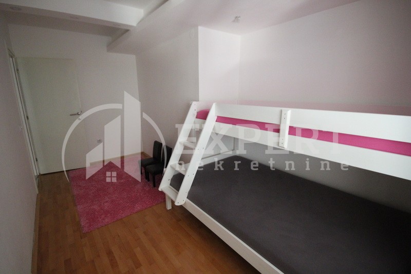 četvorosoban stan, 186 m2, Medijana, Cara Dušana ID: p-0682 14