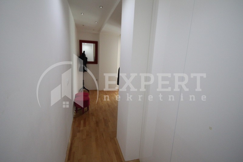 četvorosoban stan, 186 m2, Medijana, Cara Dušana ID: p-0682 15