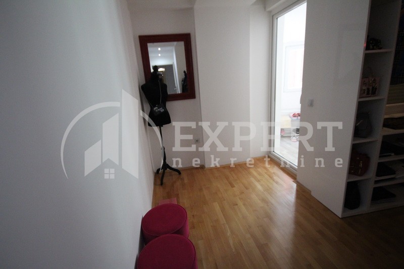 četvorosoban stan, 186 m2, Medijana, Cara Dušana ID: p-0682 17